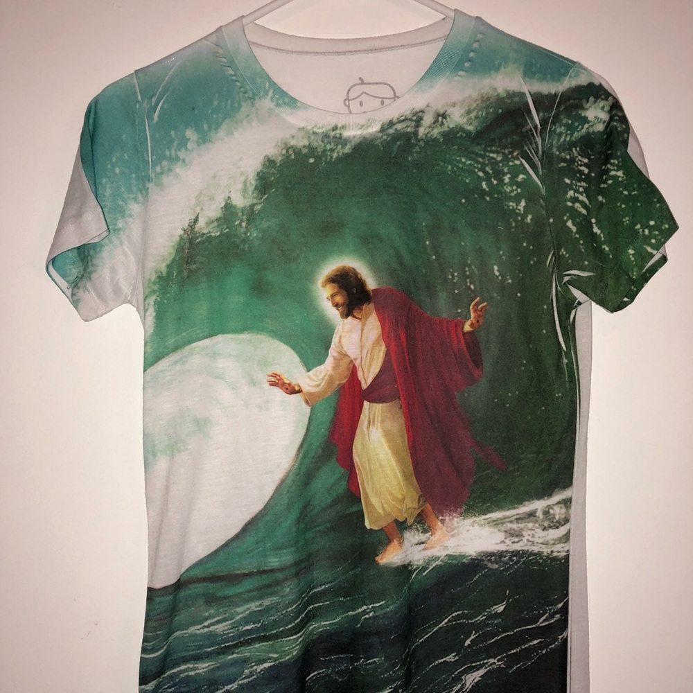 Tee shirt
